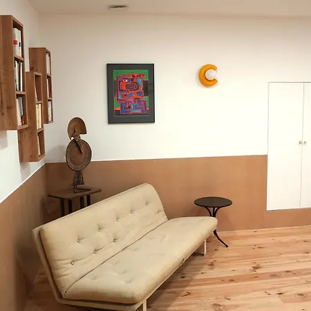 Mypeacefulparishome Bed and breakfast 4*